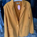 Blazer mostaza talla L
